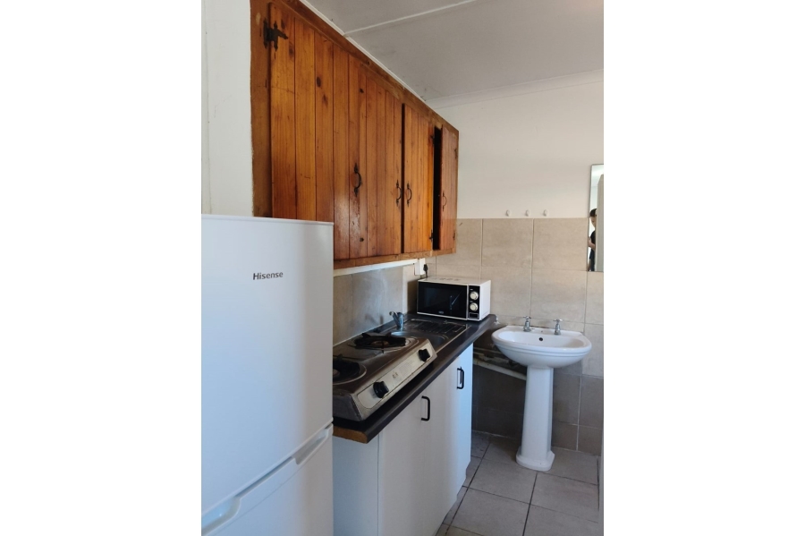 To Let 1 Bedroom Property for Rent in Dorchester Heights Eastern Cape